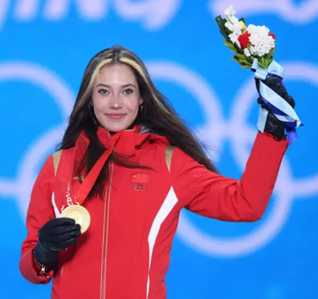 Eileen Gu Net Worth (2026) Income, Career, Lifestyle & Biography