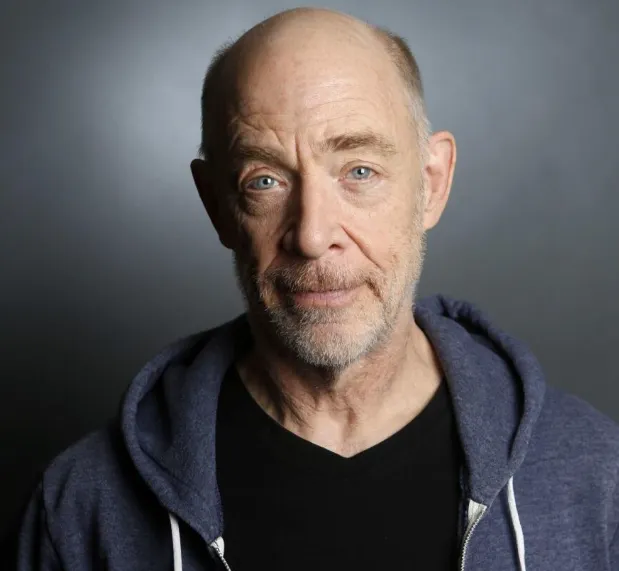 JK Simmons Net Worth (2026) Age, Career, Height, Wife, Income & Lifestyle