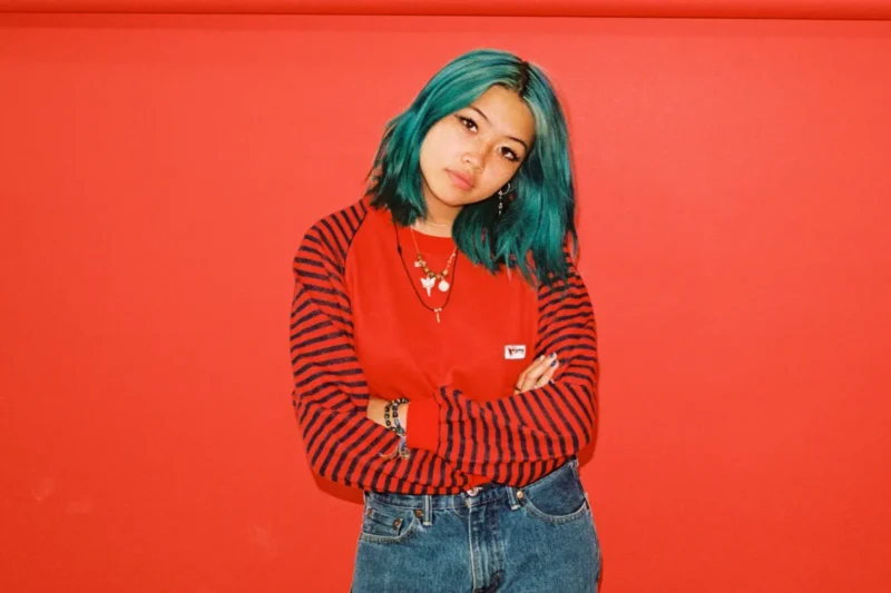 Beabadoobee Age, Biography, Career, Net Worth, Lifestyle & More (2026)