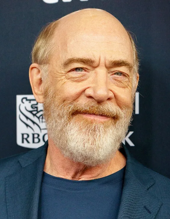 JK Simmons Net Worth (2026) Age, Career, Height, Wife, Income & Lifestyle