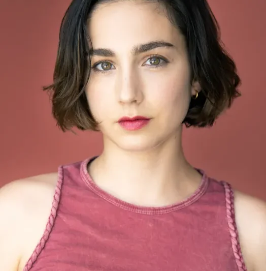 Molly Ephraim Net Worth (2026) Age, Career, Income & Lifestyle